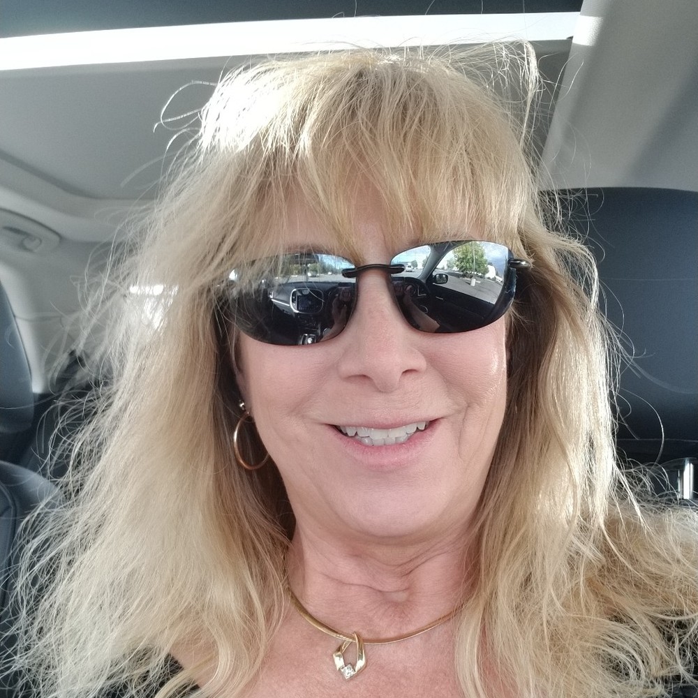 Meet your Posher, Posh